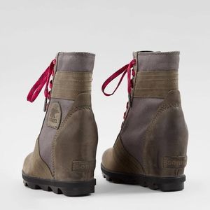 COPY - SOREL Lexie Leather & Canvas Wedge 6.5 NWT